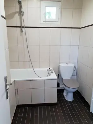 Salle de bains dans l'établissement Maison à Issy les Moulineaux, proche de Paris