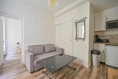 Cuisine ou kitchenette dans l'établissement Appartement Suite Truffaut