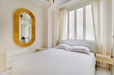 Un ou plusieurs lits dans un hébergement de l'établissement Cosy and Chic 1BR - 4P- Eiffel Tower - Trocadero