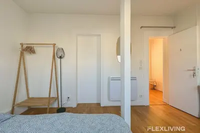 Un ou plusieurs lits dans un hébergement de l'établissement Flexliving - whole flat - Bausset