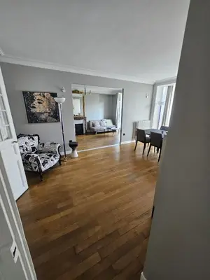 Un ou plusieurs lits dans un hébergement de l'établissement LUXURY APPARTMENT IN 7th DISTRICT WITH TOUR EIFFEL VIEW