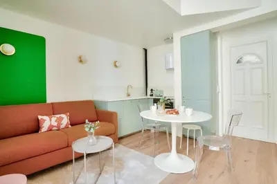 Coin salon dans l'établissement Temps suspendu - Sublime duplex avec mezzanine pour 4