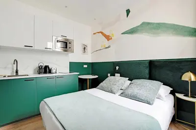 Cuisine ou kitchenette dans l'établissement Beautiful Studio for 2P with A-C - Near Montmartre