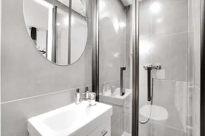 Salle de bains dans l'établissement Charming Studio - 2P with AC Near Montmartre