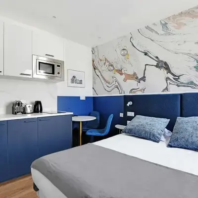 Modern Sutdio for 2 with A-C - Near Montmartre