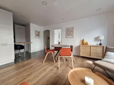 Coin salon dans l'établissement Élégance moderne 15e - Confort près Tour Eiffel