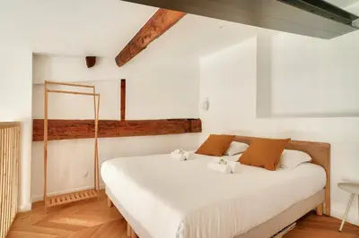 Un ou plusieurs lits dans un hébergement de l'établissement Belle epoque - Magnifique duplex avec mezzanine pour 4