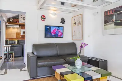 Télévision ou salle de divertissement dans l'établissement Loft central