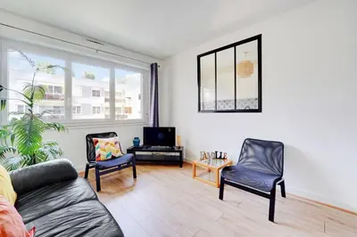 Coin salon dans l'établissement Familial Spacieux 2ch avec Parking Prive Sup