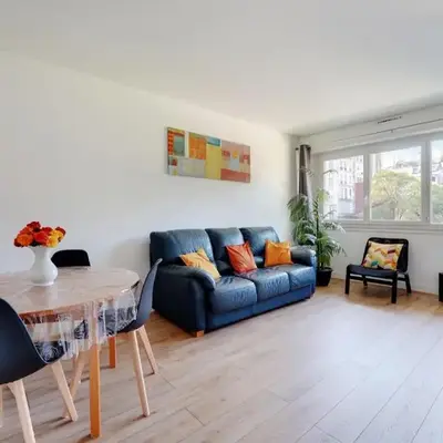 Familial Spacieux 2ch avec Parking Prive Sup