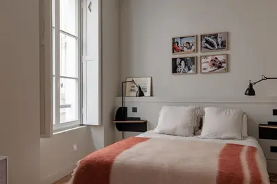 Un ou plusieurs lits dans un hébergement de l'établissement Appartement Luxe, Calme et Verdure pour 2