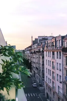 Vue générale sur Paris ou vue de la ville depuis l'appartement