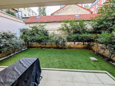 Jardin de l'établissement Magnifique 2 pièces avec terrasse et grand jardin