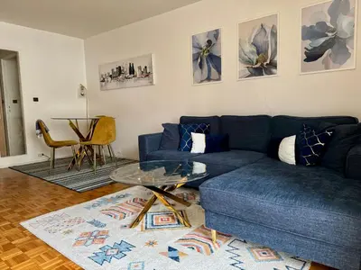 Coin salon dans l'établissement Chambre privée chez l'habitant - Parking Métro - Paris Porte de Versailles