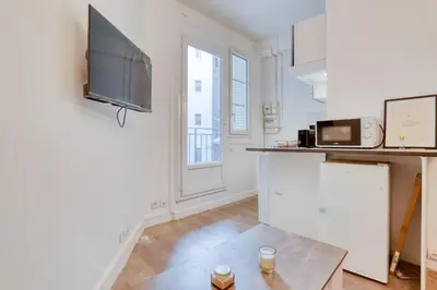 Cuisine ou kitchenette dans l'établissement Le studio Duret II