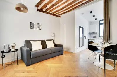 Coin salon dans l'établissement Charming apartment - 1BR-4P - Les Halles