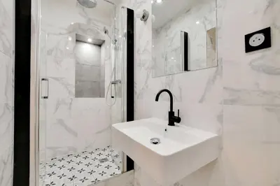 Salle de bains dans l'établissement Charming apartment - 1BR-4P - Les Halles