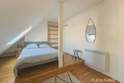 Un ou plusieurs lits dans un hébergement de l'établissement Flexliving - room - Bausset