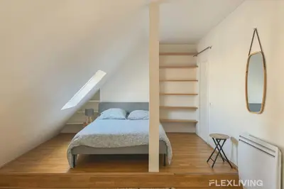 Un ou plusieurs lits dans un hébergement de l'établissement Flexliving - room - Bausset