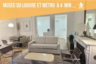 Coin salon dans l'établissement Superbe T2 Cosy à 5 min du Louvres