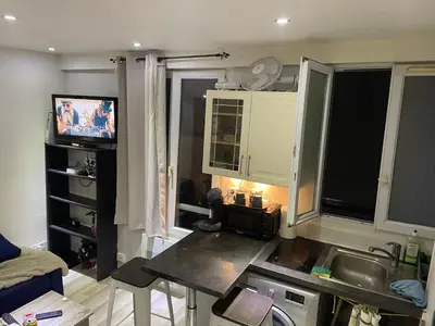 Cuisine ou kitchenette dans l'établissement Appartement quartier Sainte Marthe