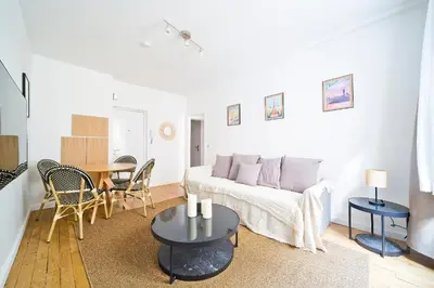 Coin salon dans l'établissement Magnifique appartement parisien