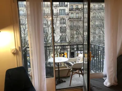 Balcon ou terrasse dans l'établissement Beautiful apartment,South Paris