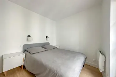 Un ou plusieurs lits dans un hébergement de l'établissement Flexliving - Whole Flat - Beauregard