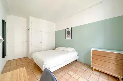Un ou plusieurs lits dans un hébergement de l'établissement Flexliving - whole flat - Echiquier