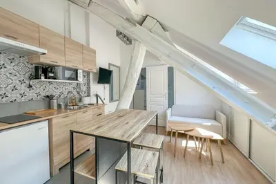 Cuisine ou kitchenette dans l'établissement Flexliving - Studio - Charlot