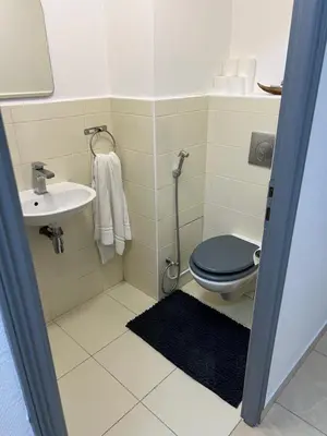 Salle de bains dans l'établissement Paris La Défense - appart 3 chambre