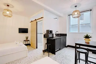 Un ou plusieurs lits dans un hébergement de l'établissement Cosy Studio - 3P - Place de la Bastille