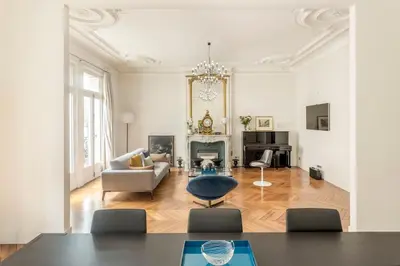 Coin salon dans l'établissement Sumptuous apartment, St Germain des Près-Invalides
