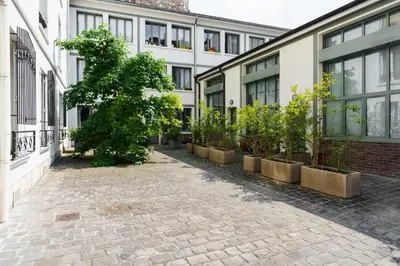 Jardin de l'établissement Bright and Airy 1BD Apartment Quartier de la Gare
