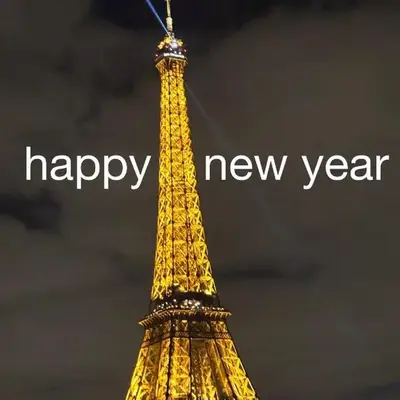 Appartement devant la Tour Eiffel et Seine