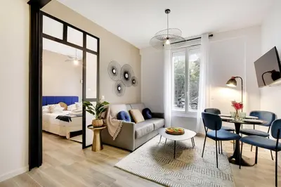 Coin salon dans l'établissement Lovely apartment - 1BR-4P - Buttes-Chaumont