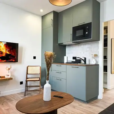 Celine 25 Appartement Bien Équipé dans un Quartier Prisé