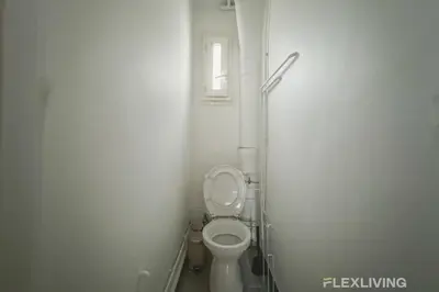 Salle de bains dans l'établissement Flexliving - room - Turbigo