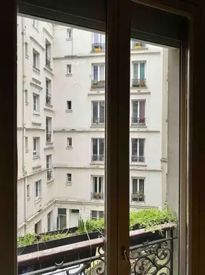 Plan de l'établissement Appartement de charme près Montmartre