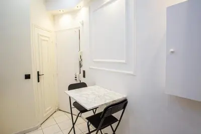 Plan de l'établissement Appartement Royal carré d'or de Paris 17 eme