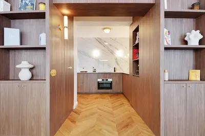 Cuisine ou kitchenette dans l'établissement ONIRI - Serviced Apartment in Saint Germain