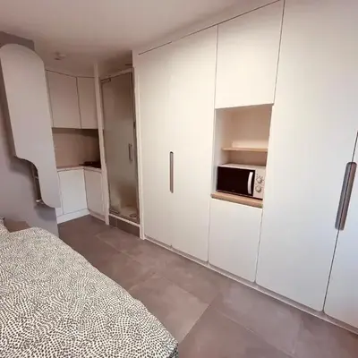 Charming Studio near Châtelet Saint Sauveur