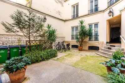 Jardin de l'établissement GuestReady - Central Apt in Paris