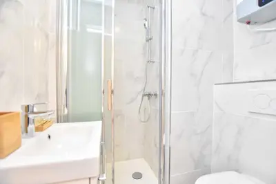 Salle de bains dans l'établissement Cosy studio - 2P - Voltaire