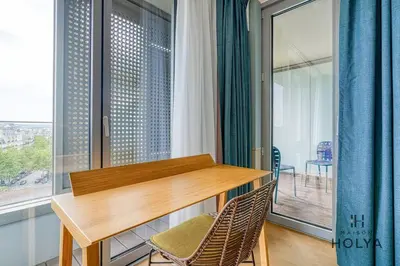 Plan de l'établissement Le Lumineux - À Auteuil - 361B