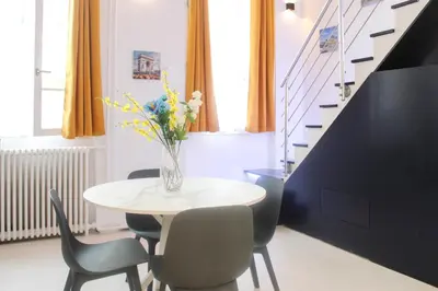 Plan de l'établissement studio parisien renovated - close to the Pantheon
