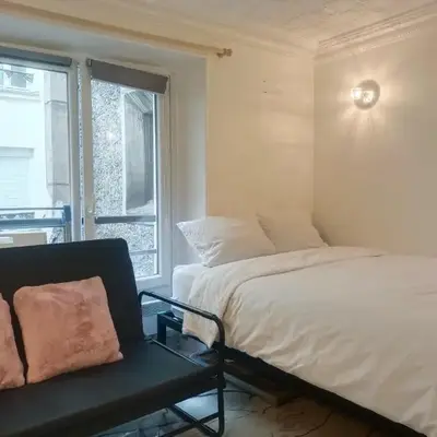 Studio à 2 minutes de lafayette