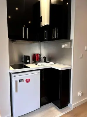 Cuisine ou kitchenette dans l'établissement Studio 49-Le Cocon-Métro à 1mn