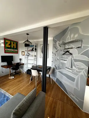 Télévision ou salle de divertissement dans l'établissement Studio Artiste Paris