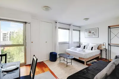 Un ou plusieurs lits dans un hébergement de l'établissement Stunning studio - 2P - La Vilette